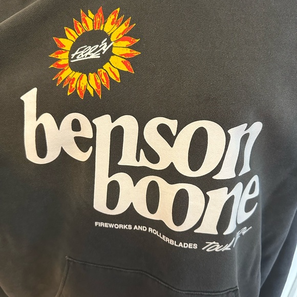 New Benson Boone 2024 Fireworks and rollerblades tour hoodie - Picture 3 of 7